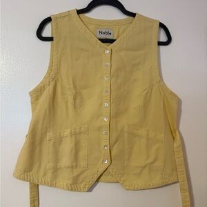 Noble Button-Up Vest in Butter